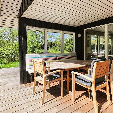 Сasa de vacaciones 8 Person In Pandrup-by Traum *