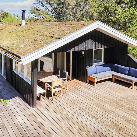 8 Person In Pandrup-by Traum * Pandrup